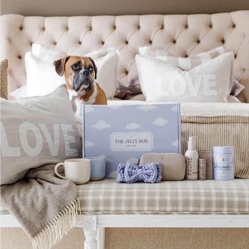 Jilly Box Spring 2023. NEW